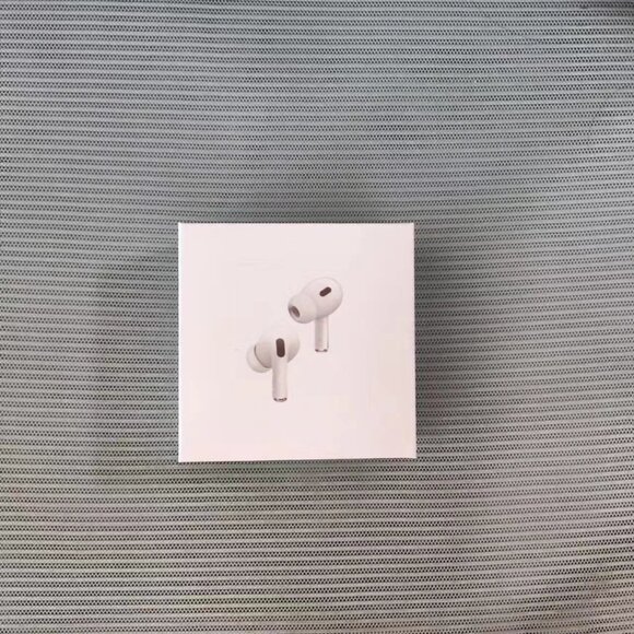 Apple Earphones Wireless Earphones 2nd Generation Pro White - Picture 1 of 5